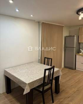 3-к квартира, вторичка, 97м2, 4/5 этаж