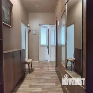 3-к квартира, вторичка, 71м2, 1/3 этаж
