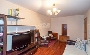 2-к квартира, вторичка, 43м2, 1/5 этаж