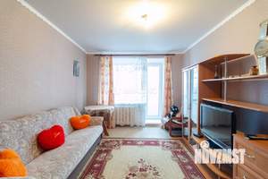 2-к квартира, вторичка, 53м2, 3/3 этаж