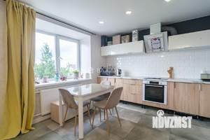 2-к квартира, вторичка, 63м2, 2/5 этаж
