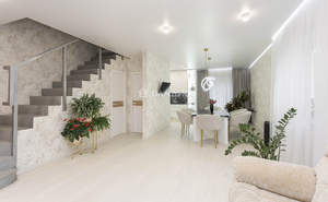 4-к квартира, вторичка, 109м2, 1/3 этаж