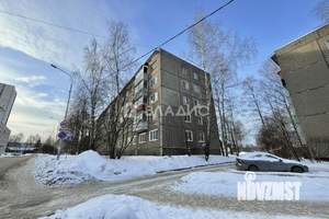 4-к квартира, вторичка, 59м2, 5/5 этаж