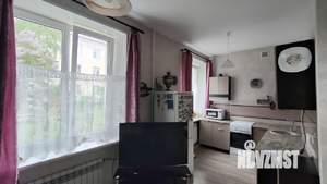 3-к квартира, вторичка, 71м2, 1/3 этаж