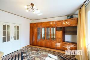 2-к квартира, вторичка, 65м2, 1/4 этаж