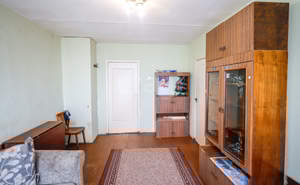 2-к квартира, вторичка, 42м2, 3/5 этаж