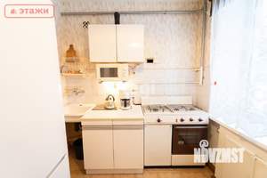 2-к квартира, вторичка, 41м2, 1/4 этаж