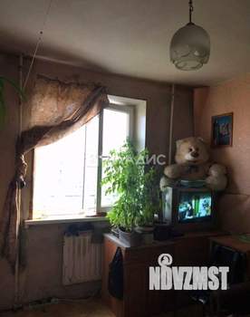 4-к квартира, вторичка, 72м2, 9/9 этаж