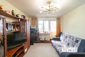2-к квартира, вторичка, 49м2, 9/9 этаж