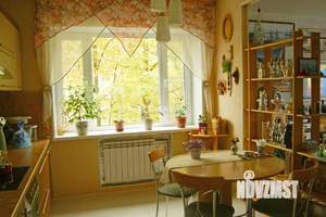 3-к квартира, вторичка, 95м2, 5/5 этаж