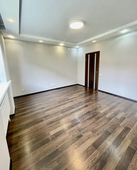 1-к квартира, вторичка, 36м2, 1/4 этаж