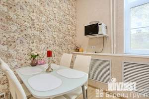 2-к квартира, вторичка, 45м2, 1/4 этаж