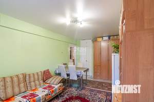 3-к квартира, вторичка, 50м2, 1/5 этаж