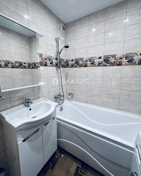 2-к квартира, вторичка, 53м2, 1/9 этаж