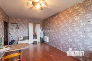 4-к квартира, вторичка, 73м2, 9/9 этаж