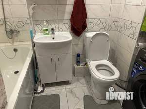 2-к квартира, вторичка, 42м2, 10/16 этаж