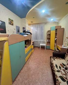 3-к квартира, вторичка, 73м2, 3/3 этаж