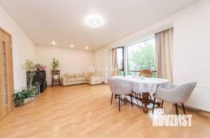 3-к квартира, вторичка, 86м2, 1/3 этаж