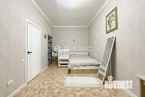 2-к квартира, вторичка, 45м2, 1/4 этаж