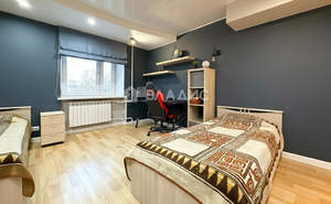 4-к квартира, вторичка, 135м2, 2/4 этаж