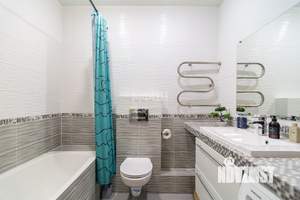 2-к квартира, вторичка, 53м2, 1/9 этаж