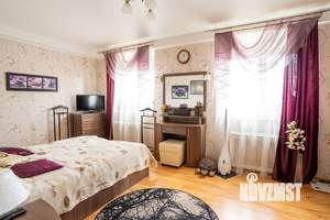 2-к квартира, вторичка, 70м2, 2/4 этаж