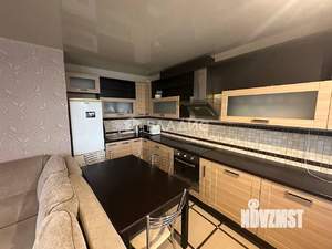 3-к квартира, вторичка, 70м2, 4/9 этаж