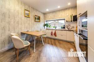 4-к квартира, вторичка, 121м2, 1/3 этаж