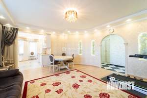 4-к квартира, вторичка, 110м2, 5/8 этаж