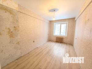 3-к квартира, вторичка, 59м2, 1/5 этаж