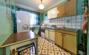 2-к квартира, вторичка, 49м2, 1/5 этаж