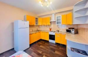 2-к квартира, вторичка, 65м2, 3/10 этаж