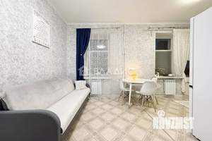 2-к квартира, вторичка, 45м2, 1/4 этаж