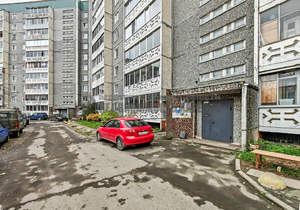 2-к квартира, вторичка, 53м2, 1/9 этаж