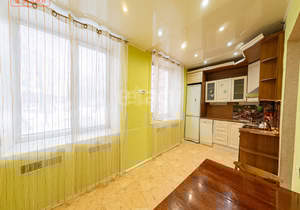 4-к квартира, вторичка, 105м2, 1/5 этаж