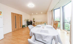 3-к квартира, вторичка, 86м2, 1/3 этаж