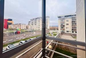 2-к квартира, вторичка, 65м2, 3/10 этаж