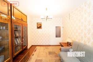 2-к квартира, вторичка, 41м2, 1/4 этаж