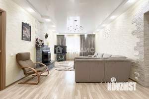 4-к квартира, вторичка, 135м2, 2/4 этаж