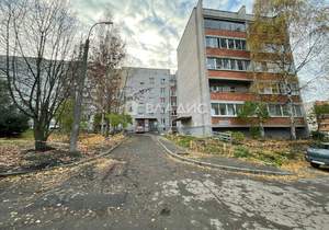 1-к квартира, вторичка, 33м2, 1/1 этаж