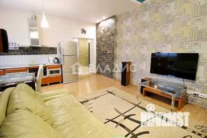 3-к квартира, вторичка, 96м2, 1/1 этаж